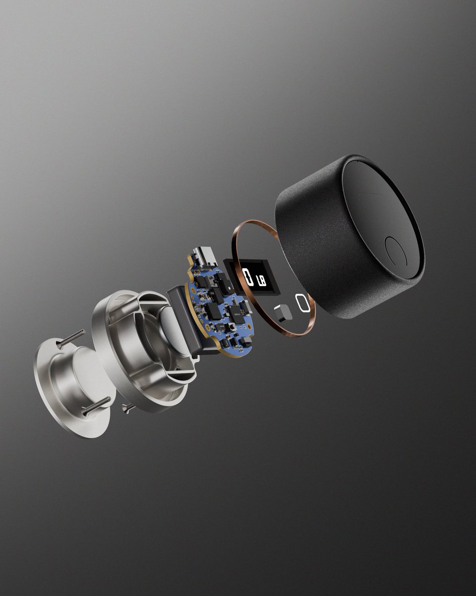 iamsuprimm's tweet image. Some R&amp;amp;D I did for a client work 2 years ago.

#b3d #substancepainter #tech