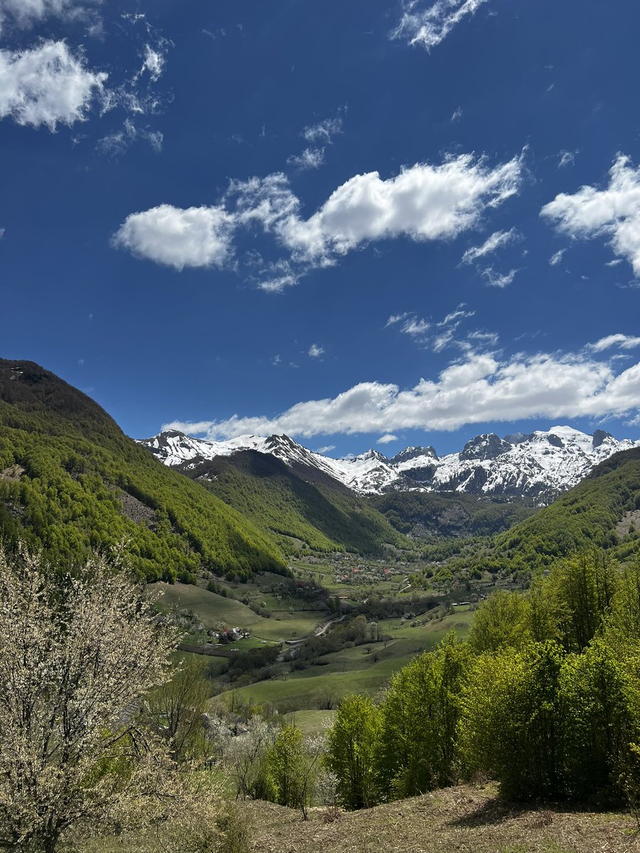 MatildaSaliu's tweet photo. Albanian Alps! https://t.co/BTxmbIz1XB