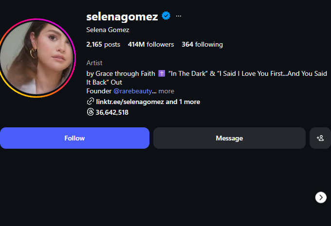 CelebRadar0's tweet image. 🔴 Selena Gomez instagram.com/selenagomez Instagram Follower Update
Previous : 414,355,634
Current  : 414,324,851
Change   : -30,783 (lost) in the last 1.3d

#Instagram #Followers #selenagomez #Stats