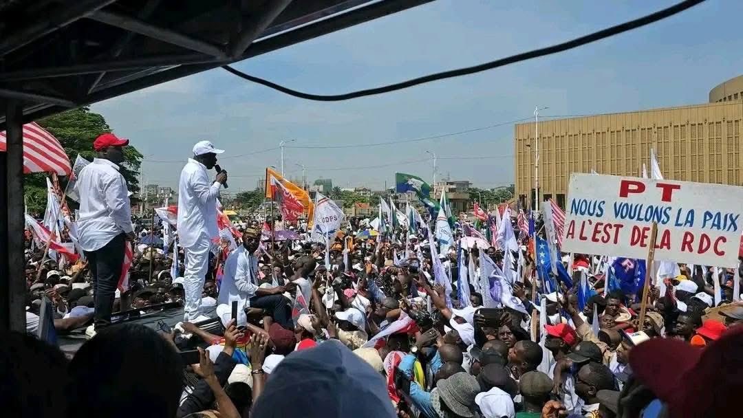 BasimanaMadieng's tweet photo. L’histoire retient les décisions.

Nous saluons les mesures prises par l’administration Trump en faveur de la justice.

Des milliers de Congolais, mobilisés et convaincus, s’alignent derrière le Président Félix-Antoine Tshisekedi pour la paix et la souveraineté. 

@BillyKambale1 https://t.co/hw9SpDmHJ0