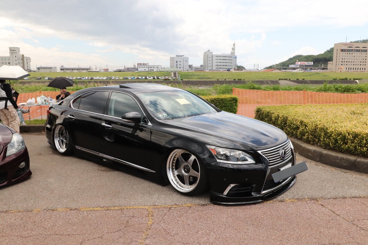 あき tweet media
