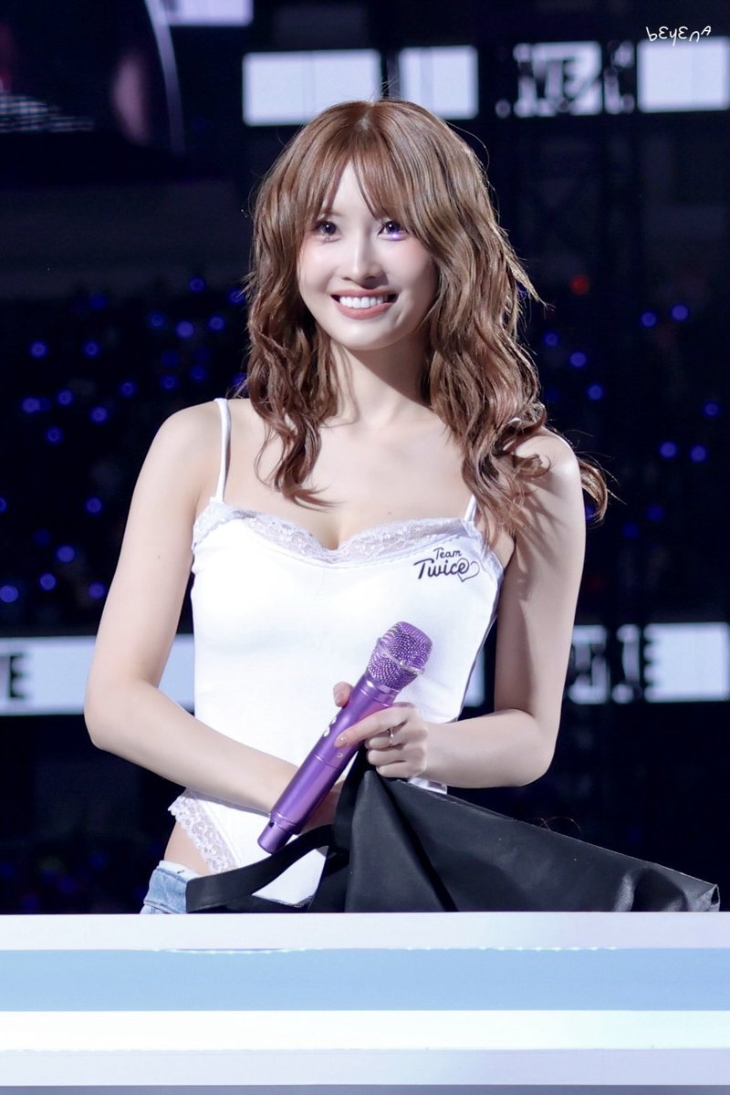 xtwcmomo's tweet photo. https://t.co/H7yxCfUST9