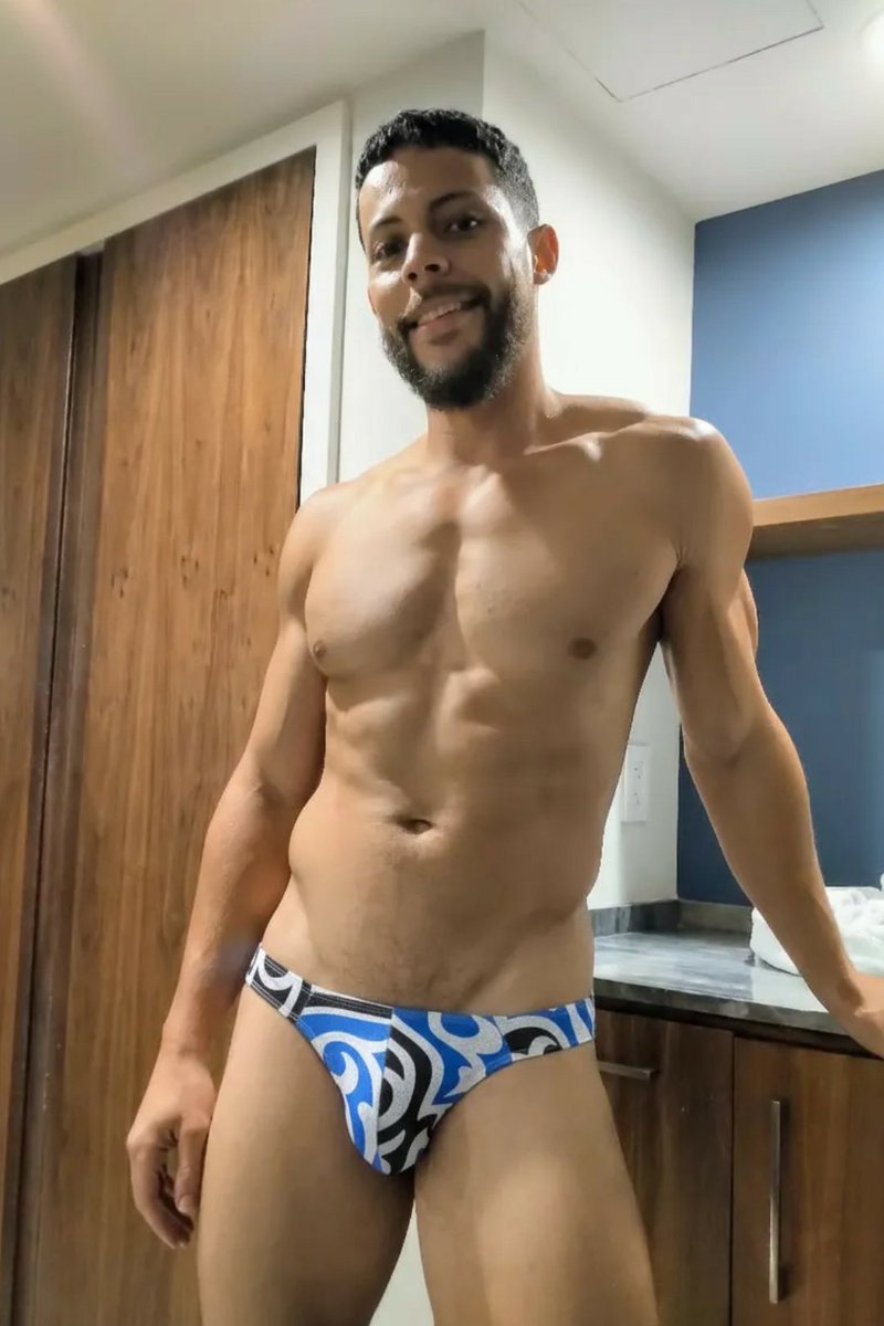 Happy Bulge Swim Co. tweet media