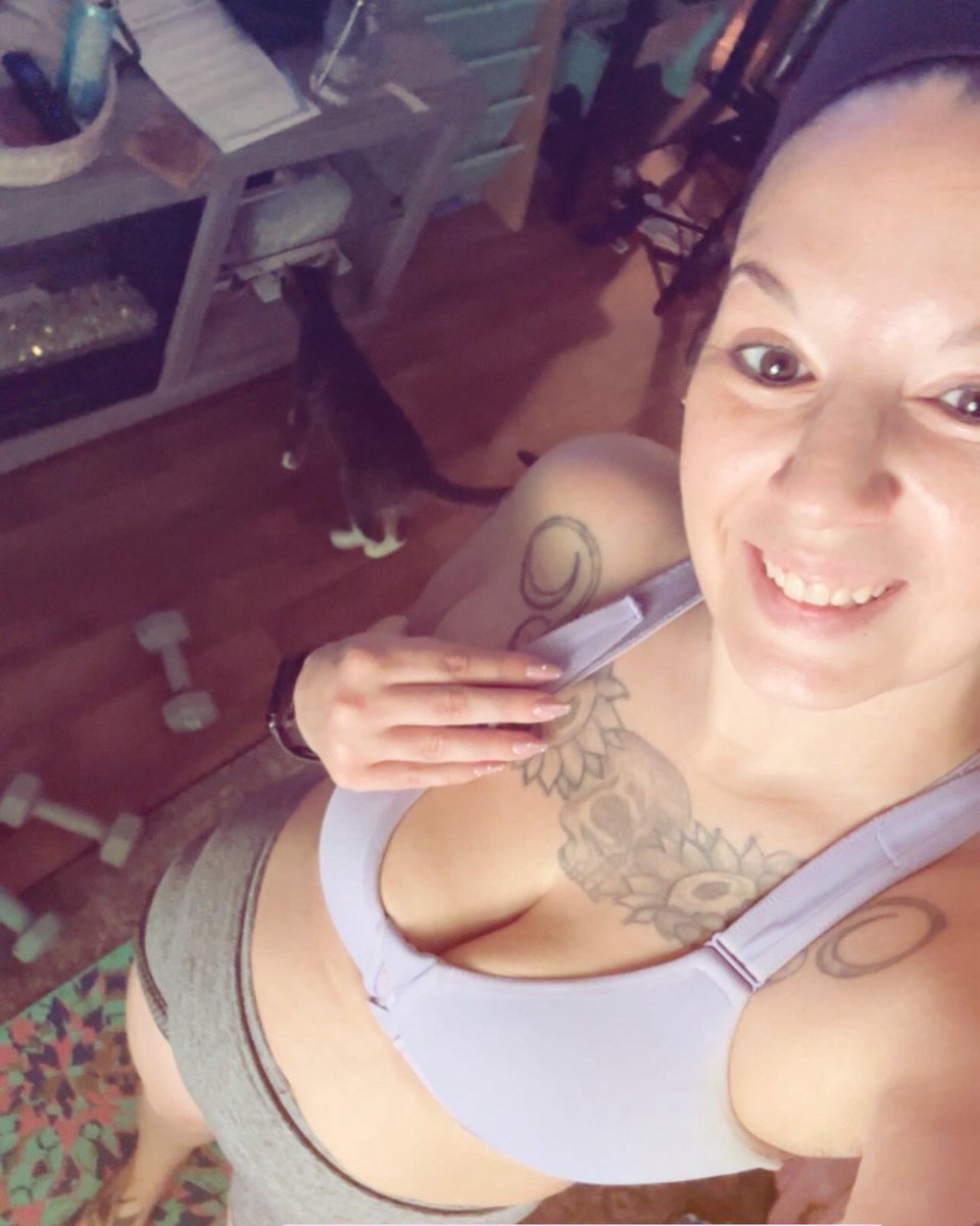 Christina | UGC Creator & Creative Strategist tweet media