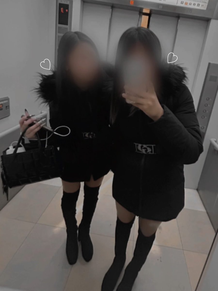 みお tweet media