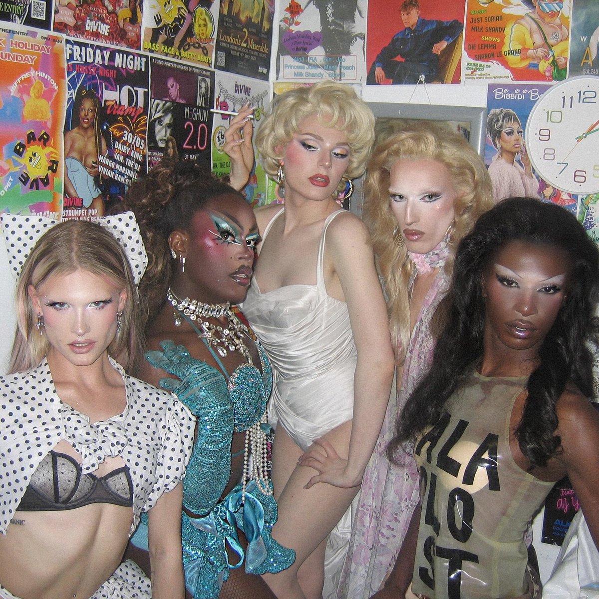 Drag Base tweet media