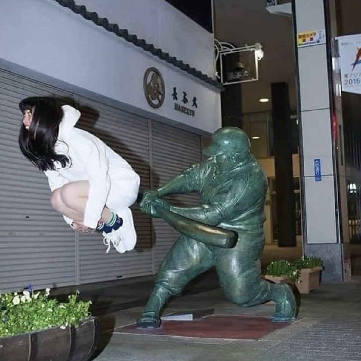 interesting_aIl's tweet image. “Ketsu Bat Girl” photo trend in Japan, 2015