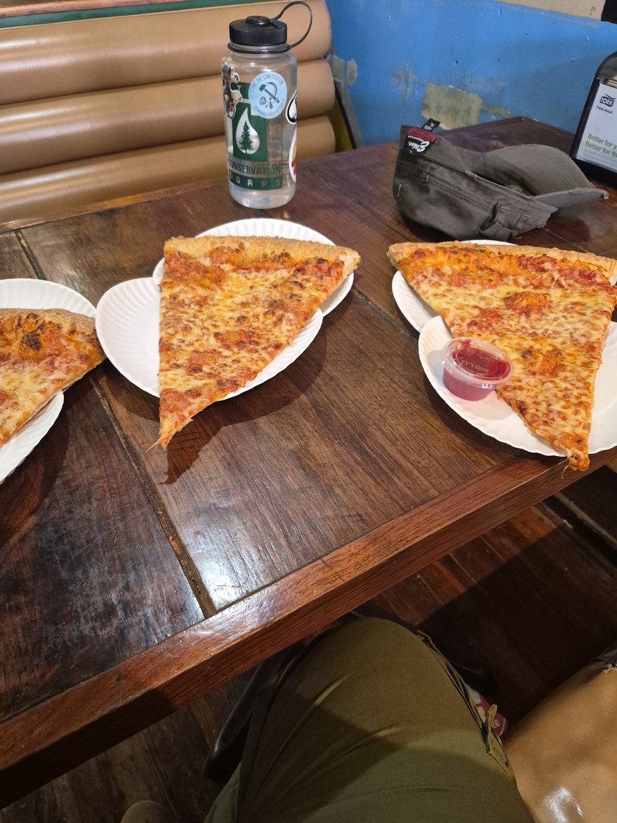 MUG's strongest deergirl 🍻 🔜 FWA, AC tweet media