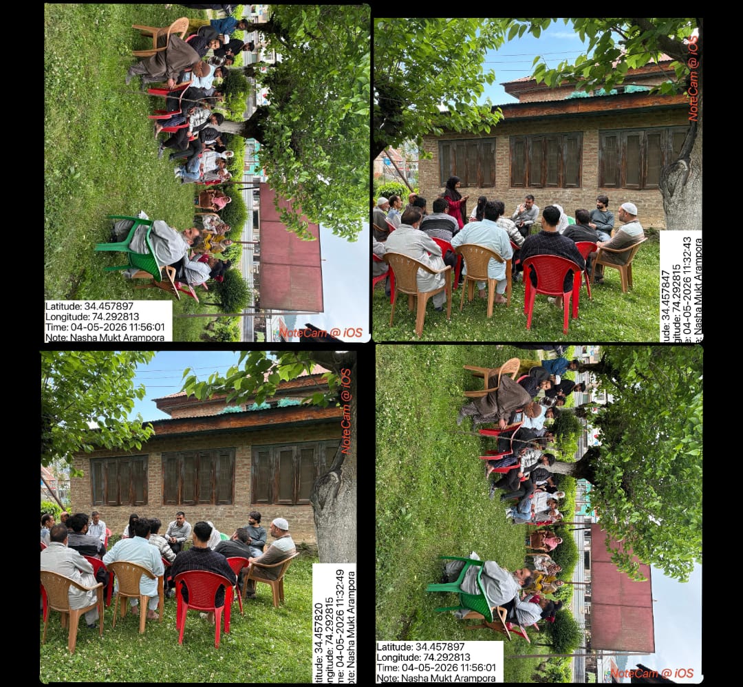 ExciseCommisio1's tweet photo. Awareness was conducted by Excise Range BBK to alert the public about the legal repercussions of cultivation of Narcotics crops and surveillance conducted to monitor the activities of farmers at the onset of poppy flowering season in villages of Baramulla, Bandipora &amp; Kupwara. https://t.co/xg6MJIOwcO