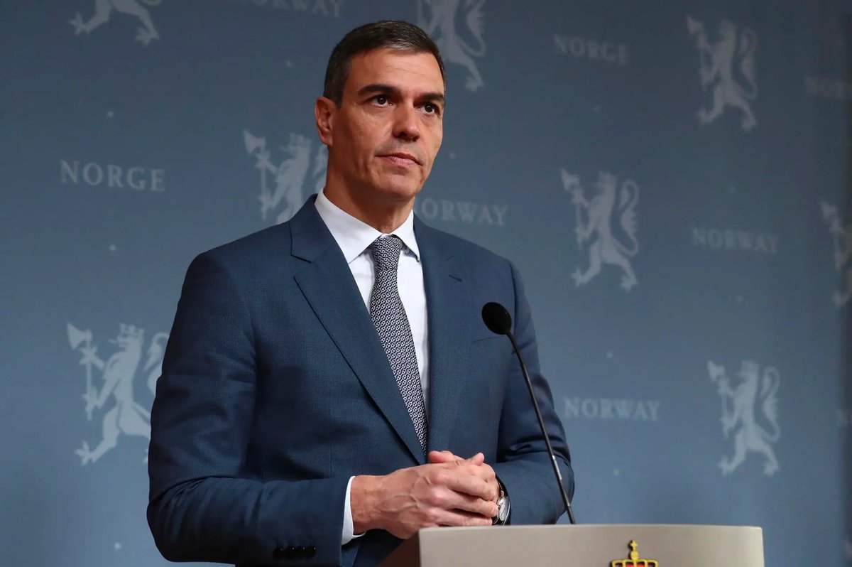 "La fiscalía no es la fiscalía de Pedro Sánchez; si él o Begoña quieren pagarse sus abogados, que se los paguen. Da vergüenza la forma en la que están usando la Fiscalía General"

🎙️ <a href="/carloscuestaLD/">Carlos Cuesta</a> en #NocheDeCuesta