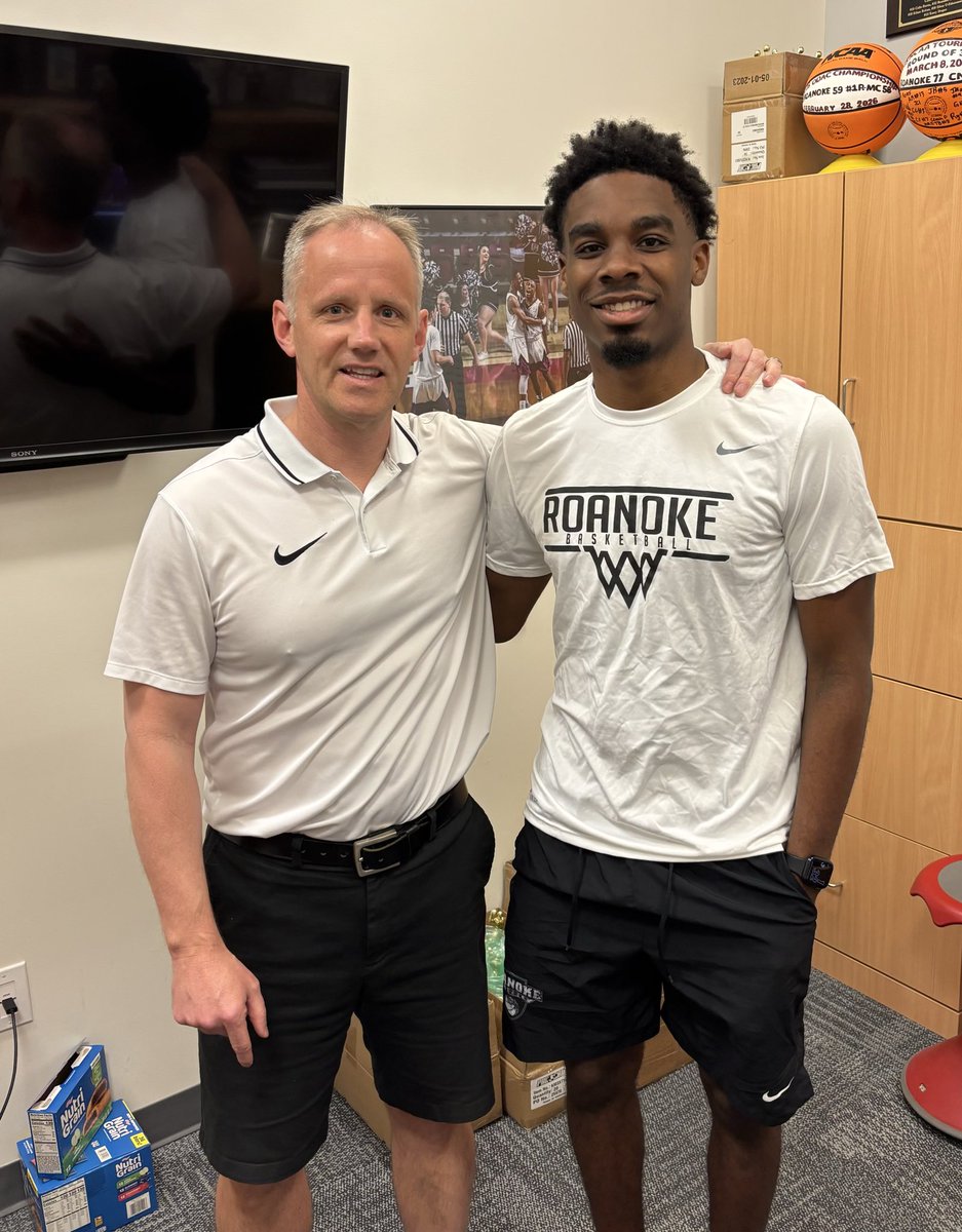 Roanoke Men's Basketball tweet media
