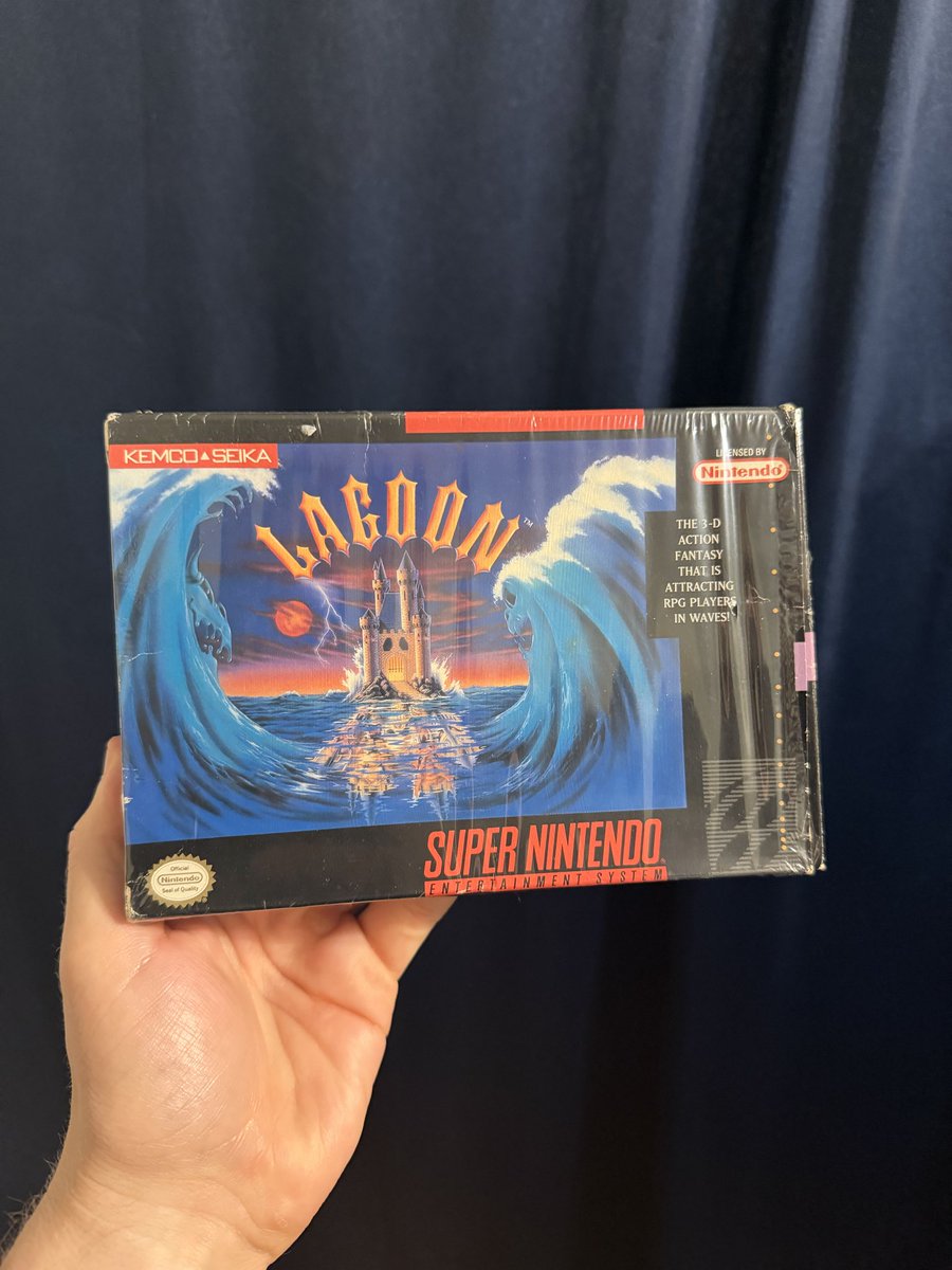 JakeDiesAgain's tweet image. Growing the collection a little bit! 

Added some new CIB SNES games to the shelf and there’s just something different about complete in box pickups. Manuals, box art, all of it… just hits harder.

The Vegas Stakes &amp;amp; Jeopardy are sealed btw 👀

#SNES #SuperNintendo #RetroGaming