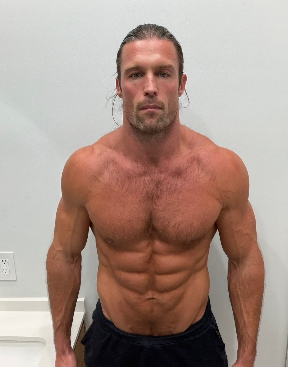 Breedlove22's tweet image. I just finished a 3-day fast and lost 11 pounds in 72 hours.

Here is everything that happened – day by day breakdown, what I felt, how my body responded and why I will do this again: