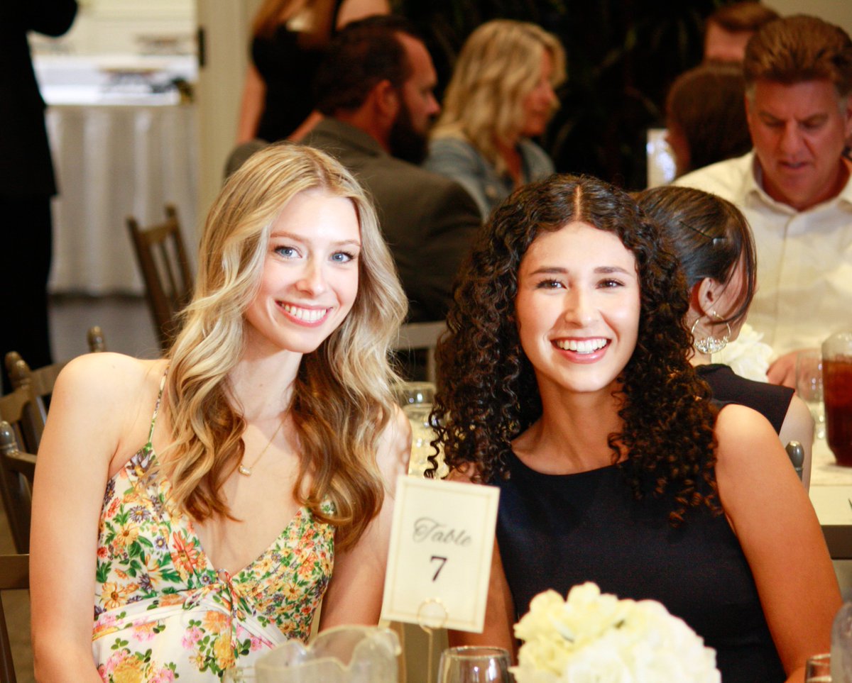 FresnoStateSFHC's tweet photo. Last Friday’s awards banquet at Fort Washington Country Club was full of good food, laughter, and anticipation for the bright futures of our graduating scholars. Class of 2026, take pride in all that you have accomplished during your time at Fresno State. We are so proud of you! https://t.co/2d33TN5UCE