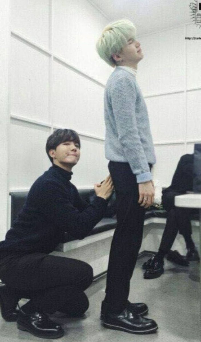 𑣲 mel⁷ IS SEEING BTS tweet media