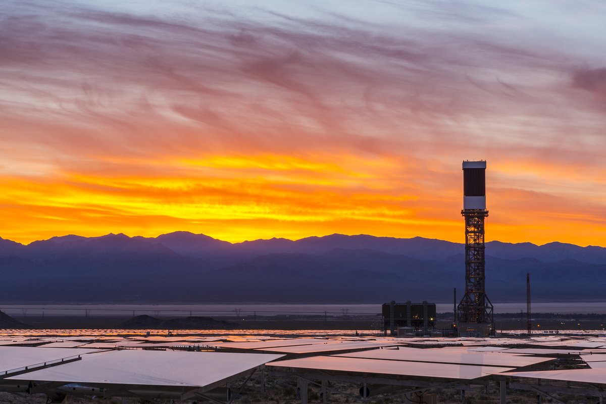 IEA_SolarPACES's tweet image. Solar experts offer a solution to satisfy both sides in Ivanpah decommissioning battle

solarpaces.org/solar-experts-…

#CSP #solar #thermal #concentrated