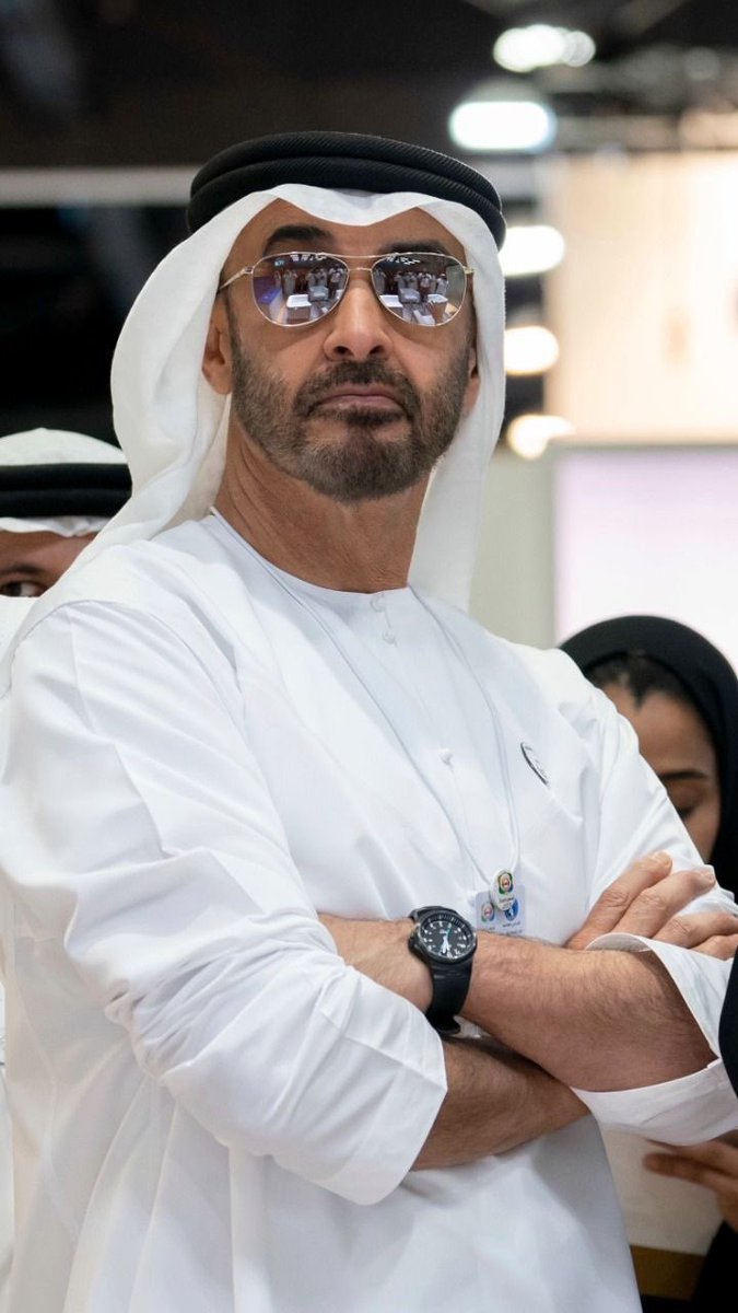 UAE007_AD's tweet photo. @xoxgyn @alnaser2055 من يشيل الهم في ظل الفلاحي 
الوطن والشعب في أيدي أمينه..🇦🇪 https://t.co/F1TqJNxCzB