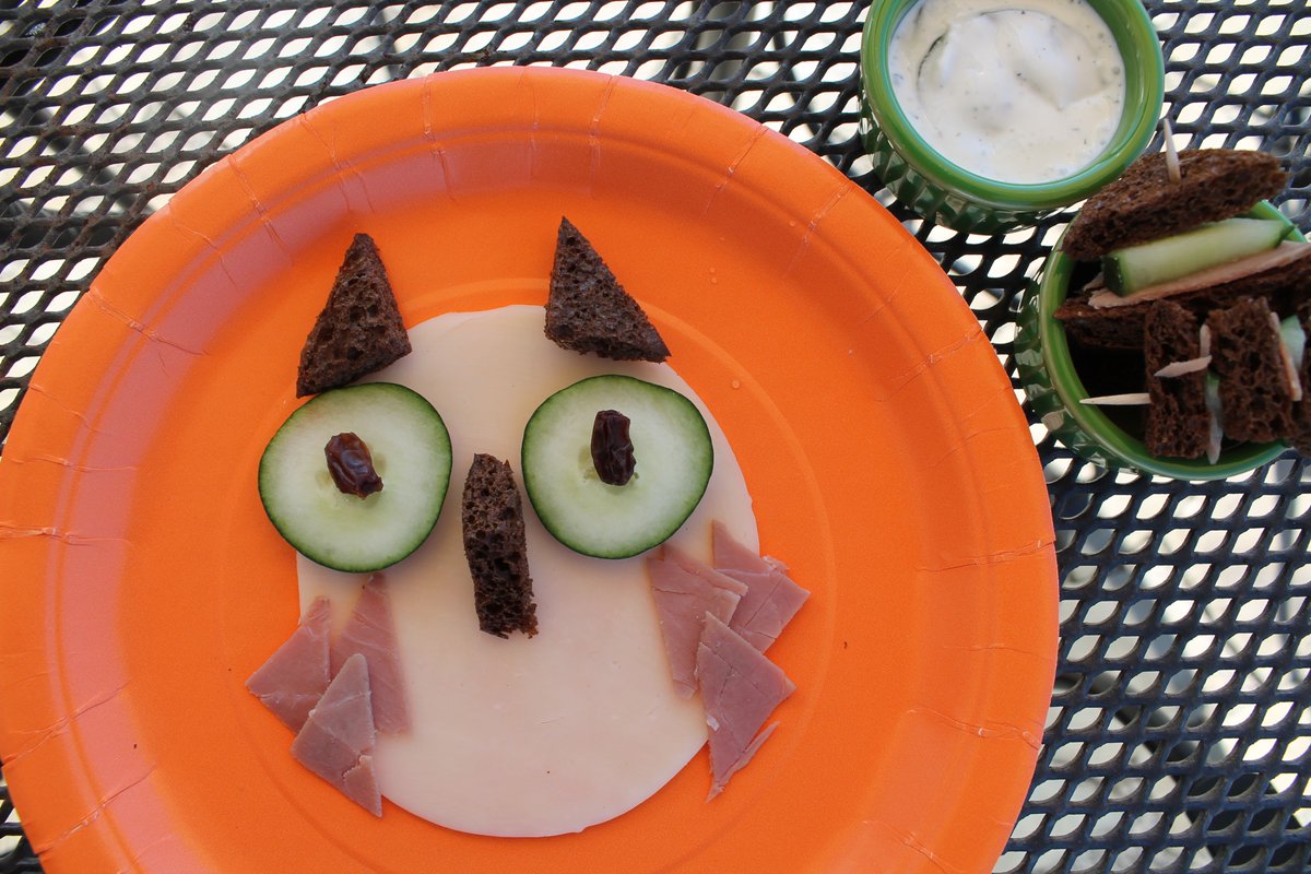 funbites's tweet image. making mealtime fun with unique food cutter in squares, hearts, and triangles. let your kid's imagination soar!  search on Amazon for Funbites food cutters.  #AmazonFinds #KidsLunchIdeas #LunchboxIdeas #PickyEaterApproved #MomHacks #Funbites
