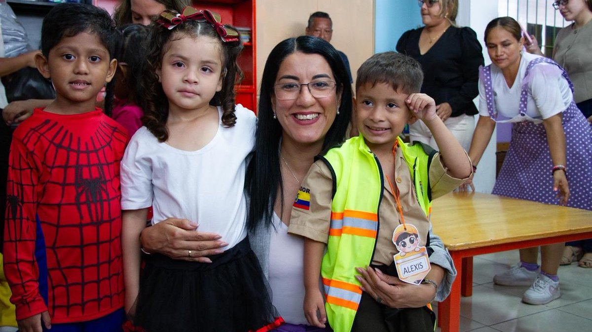 Ministerio de Educación, Deporte y Cultura tweet media