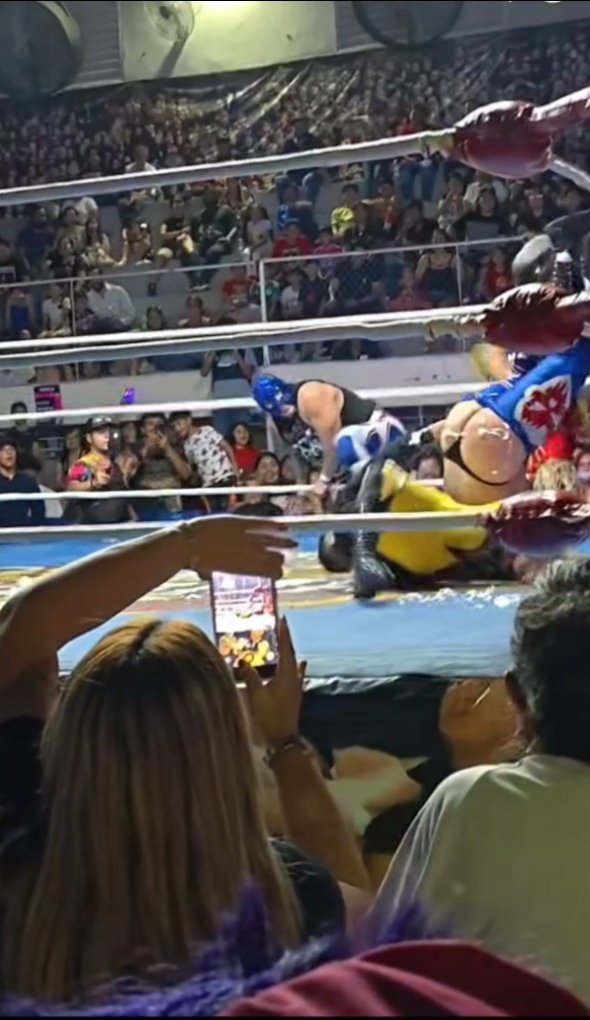 Lucha_erotica3x's tweet photo. Las bondades de la bendita lucha libre 🙌🏻
No hay mejor forma de arrancar la semana que viendo cómo le comen la colita a nuestro adorado #dragster 🫦
Cuánta envidia siento. 🥲
#luchacaliente #travesurasenlalucha #luchadortravieso #nalgasdeluchador #luchadorentanga https://t.co/pmABBaxyf1