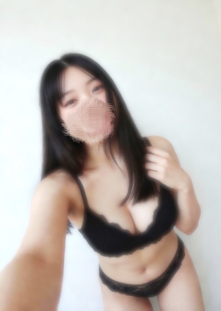 るる tweet media
