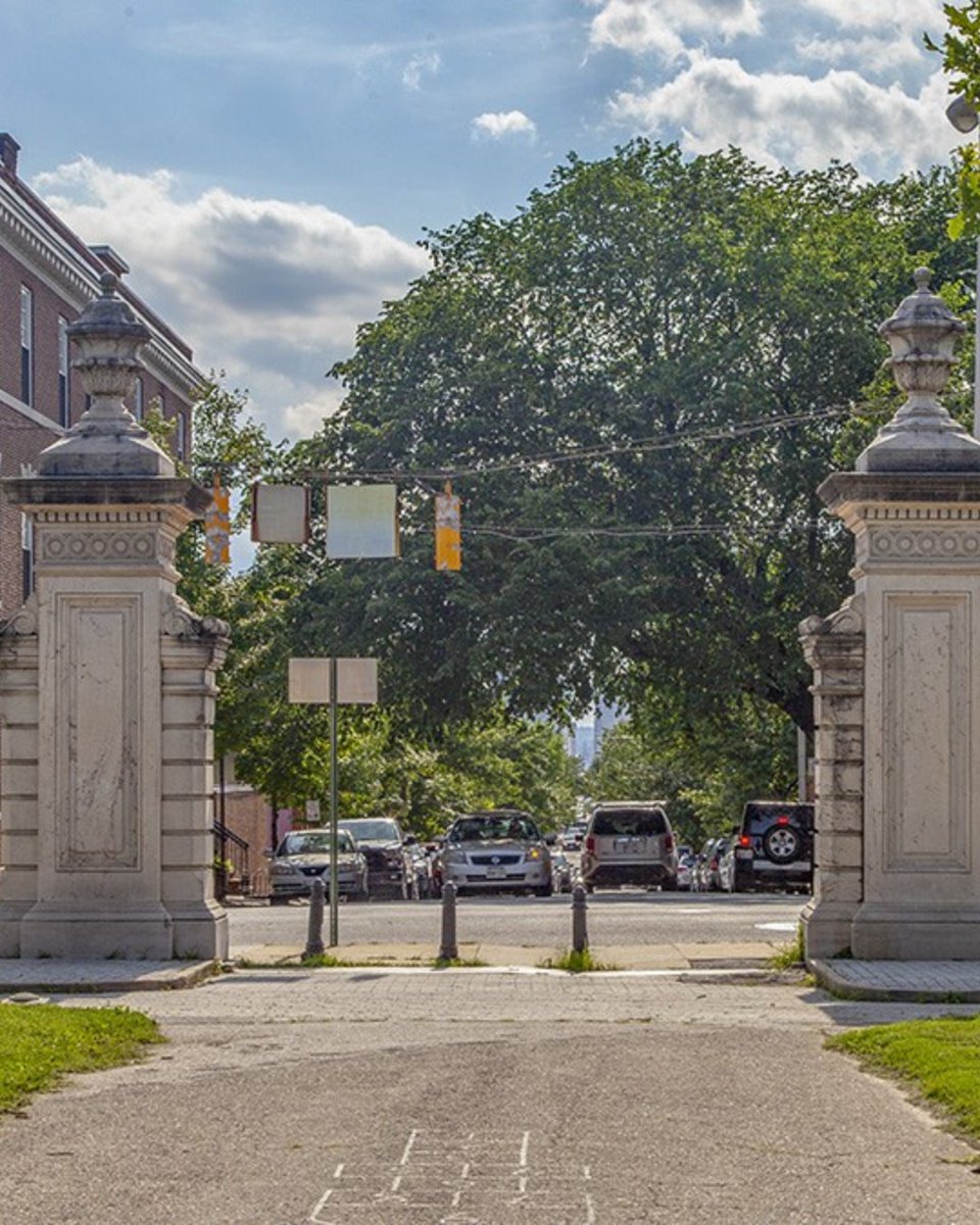 bmoreheritage's tweet photo. This Sunday! Join us to explore “the best backyard in Baltimore”--Patterson Park! Register here:https://t.co/YQBFGEwCph  #walkingtour #baltimore #historicparks https://t.co/2R9NTOoaEp