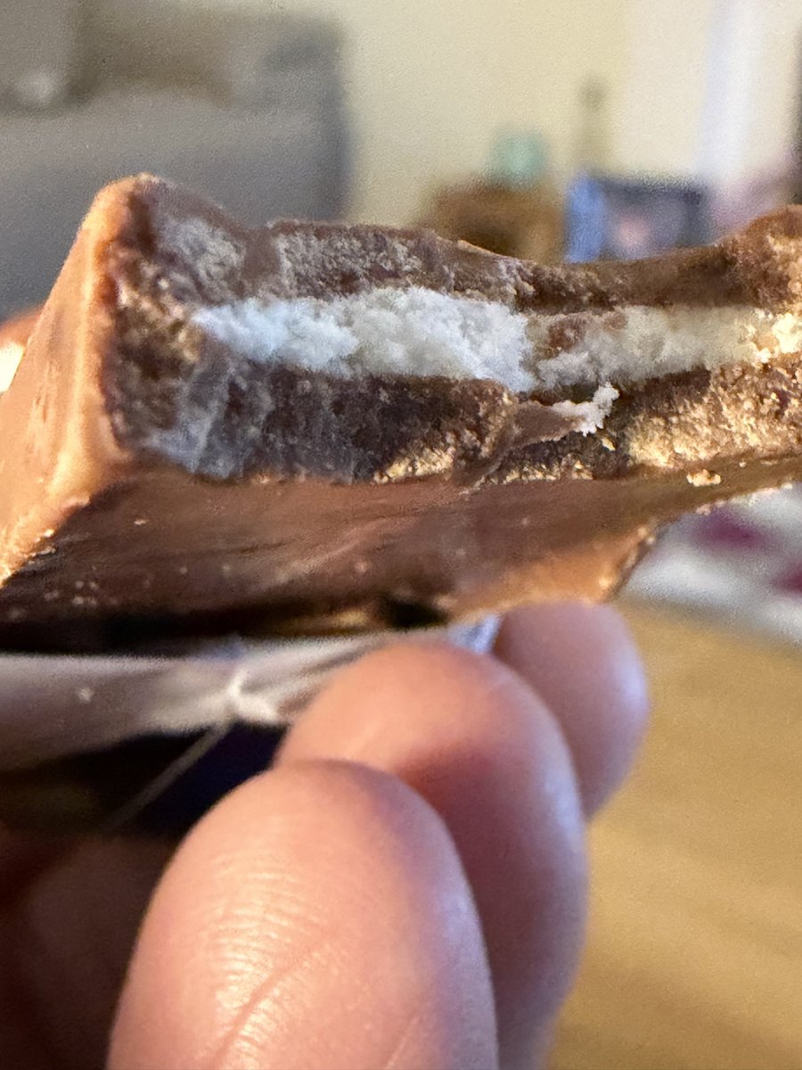 mezza_68's tweet photo. Well @McVities , I know times are hard but to do away with the biscuit in your Club is silly!
How can you make this right? https://t.co/lJRMlcUa4F