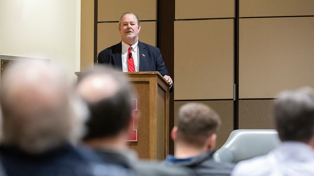 NSRI_NU's tweet image. Technological #innovation will bring important new benefits to #agriculture, and the nation’s land-grant universities are central to advancing that progress, the U.S. Department of Agriculture’s chief scientist said in an April 28 Heuermann Lecture at @UNLincoln.

Scott Hutchins