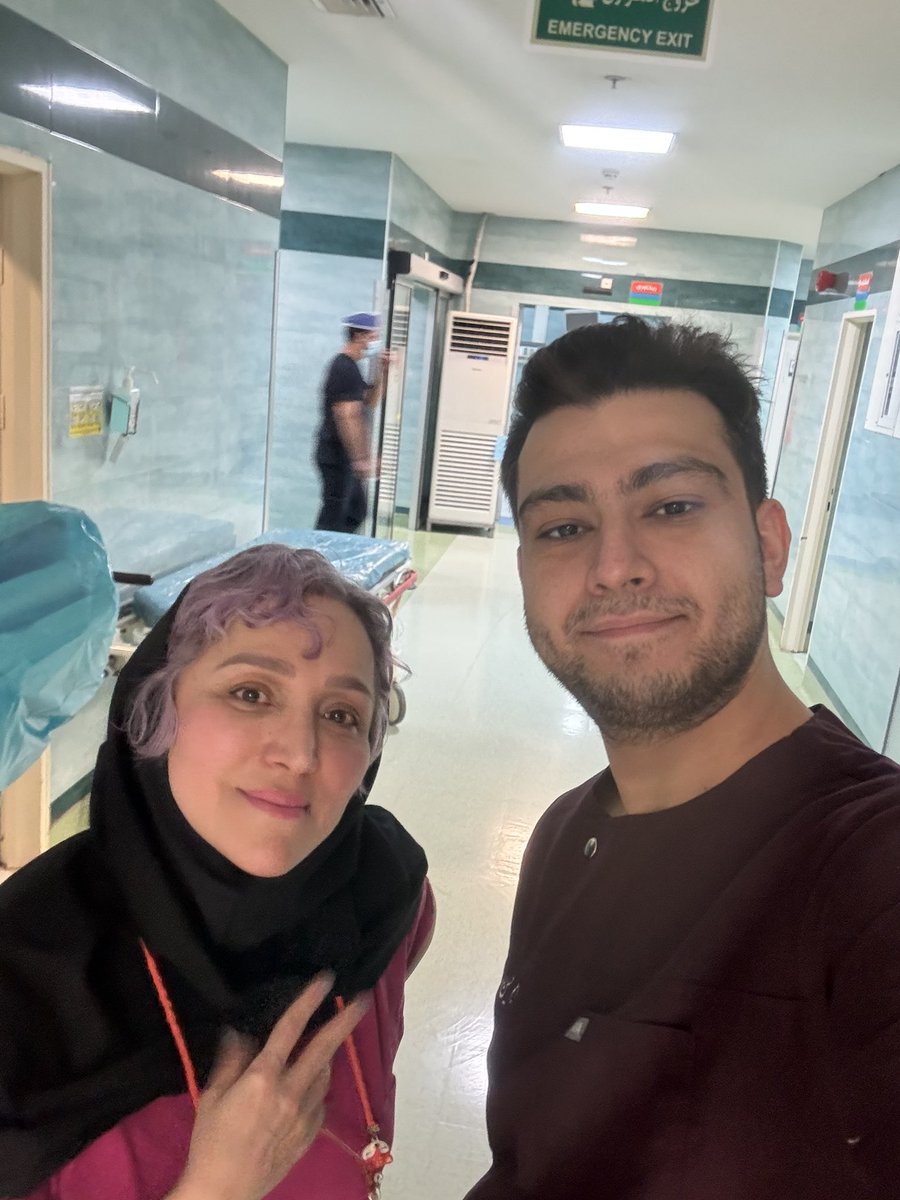 چاقوکش بیمارستان tweet media