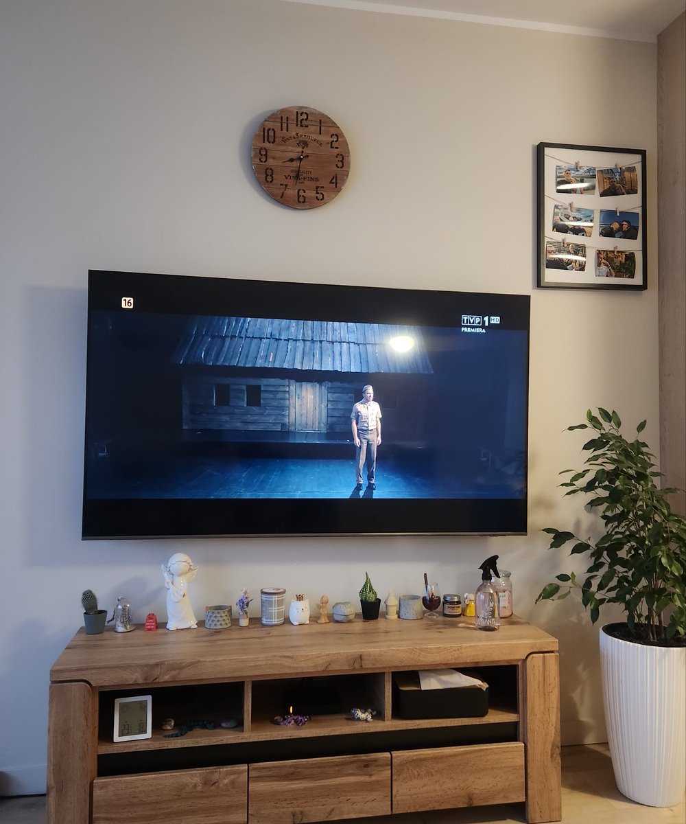 MagdaMarrkefka's tweet photo. Oglądajcie teraz #POTOP na #TVP1 😍 nagrany w @teatrwybrzeze 🎭
Byłam, widziałam, polecam 😍
Odczarowano mi go, bo nie przepadałam za nim. Uśmiejecie się 😁 https://t.co/EtN505nS5y