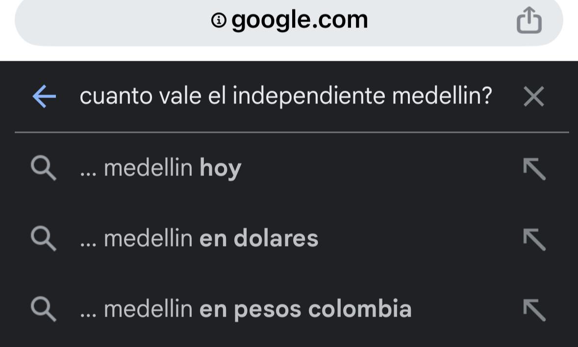 Carolina con miopía tweet media