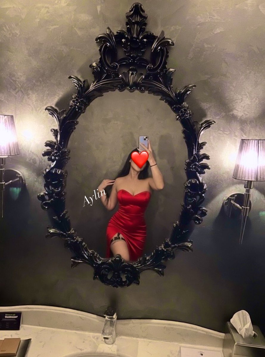 𝒜𝒴ℓ𝒾𝓃 tweet media