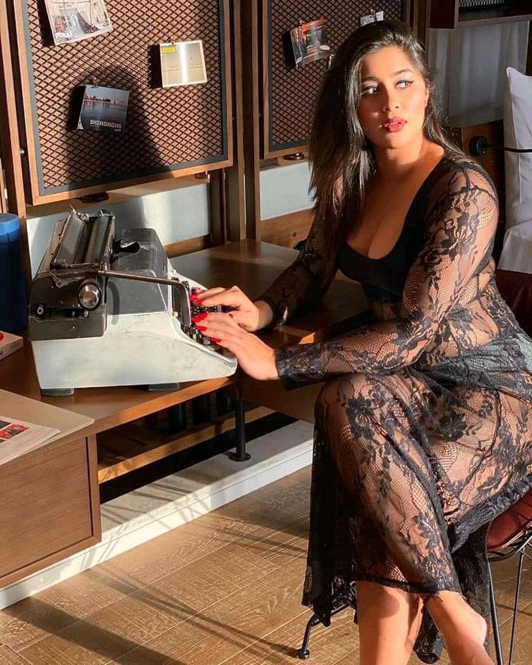 Salma tweet media