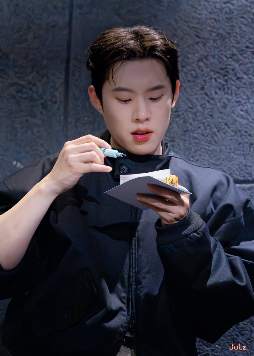 taengeeee1's tweet photo. 250505 파과 무대인사 13:45 CGV 천호 4관
#김성철
+ 31 pics

🔗https://t.co/G0ahcXptSI https://t.co/J0kf5ayfwZ