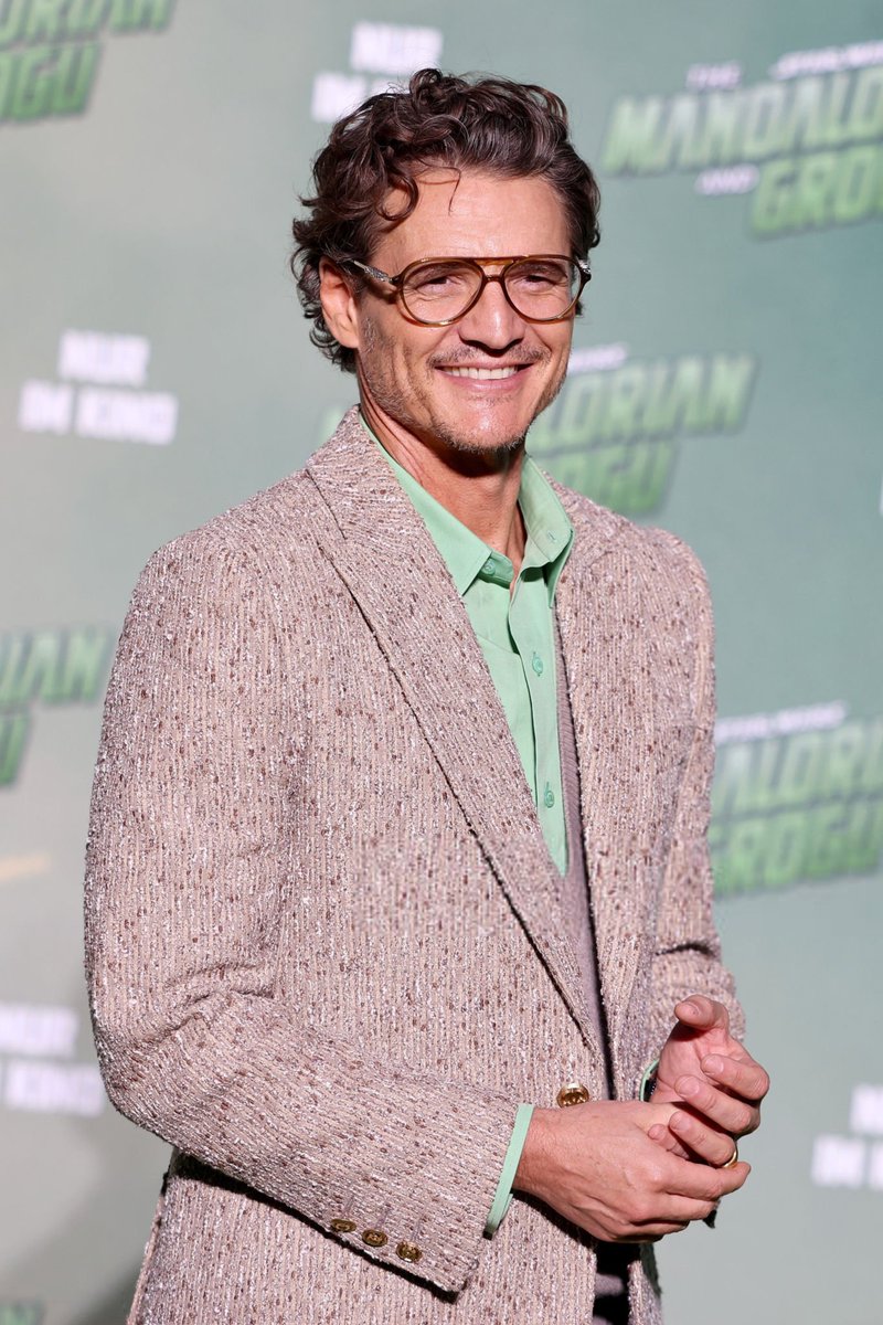 Pedro Pascal Daily tweet media