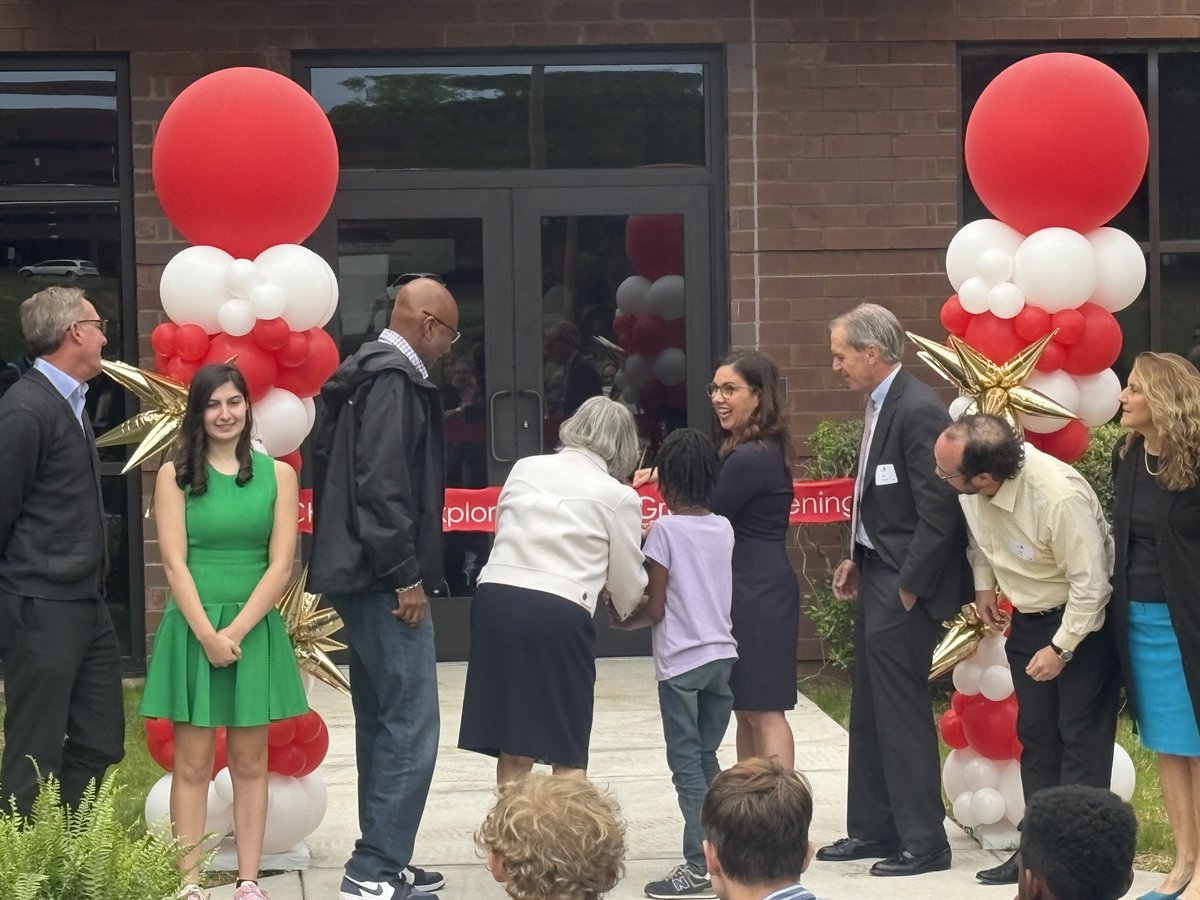 WGMDesignLLP's tweet image. Honored to celebrate the ribbon cutting for The John Crosland School’s new Exploratorium—transforming an underutilized warehouse into 19,000+ SF of hands-on learning space.

Proud partners since 2010. More photos coming soon. 👀

#Architecture #AdaptiveReuse #EducationDesign