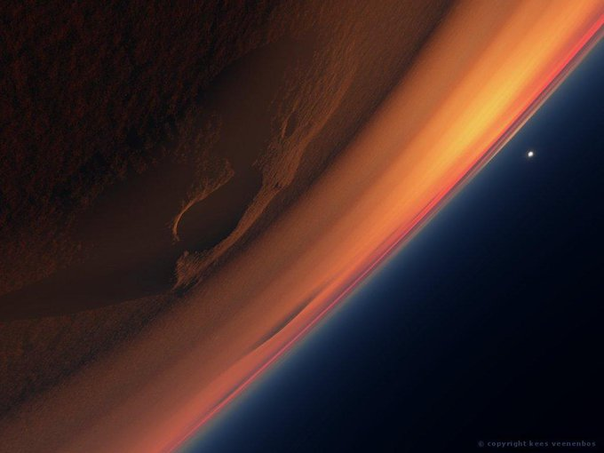 ArgoHydra's tweet image. 🤩Images fantastiques de #Mars par l'artiste néerlandais Kees Veenenbos.  Ce ne sont pas de vraies images, l'art spatial de Kees Veenenbos utilise les données de l'altimètre laser Mars Orbiter   Les volcans des Tharsis Montes jetant un coup d'œil au-dessus de la tempête de sable.