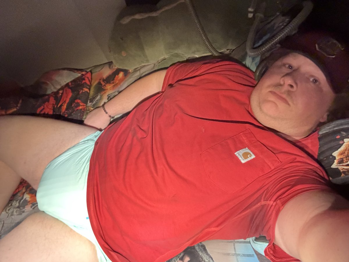 diaperboyc tweet media