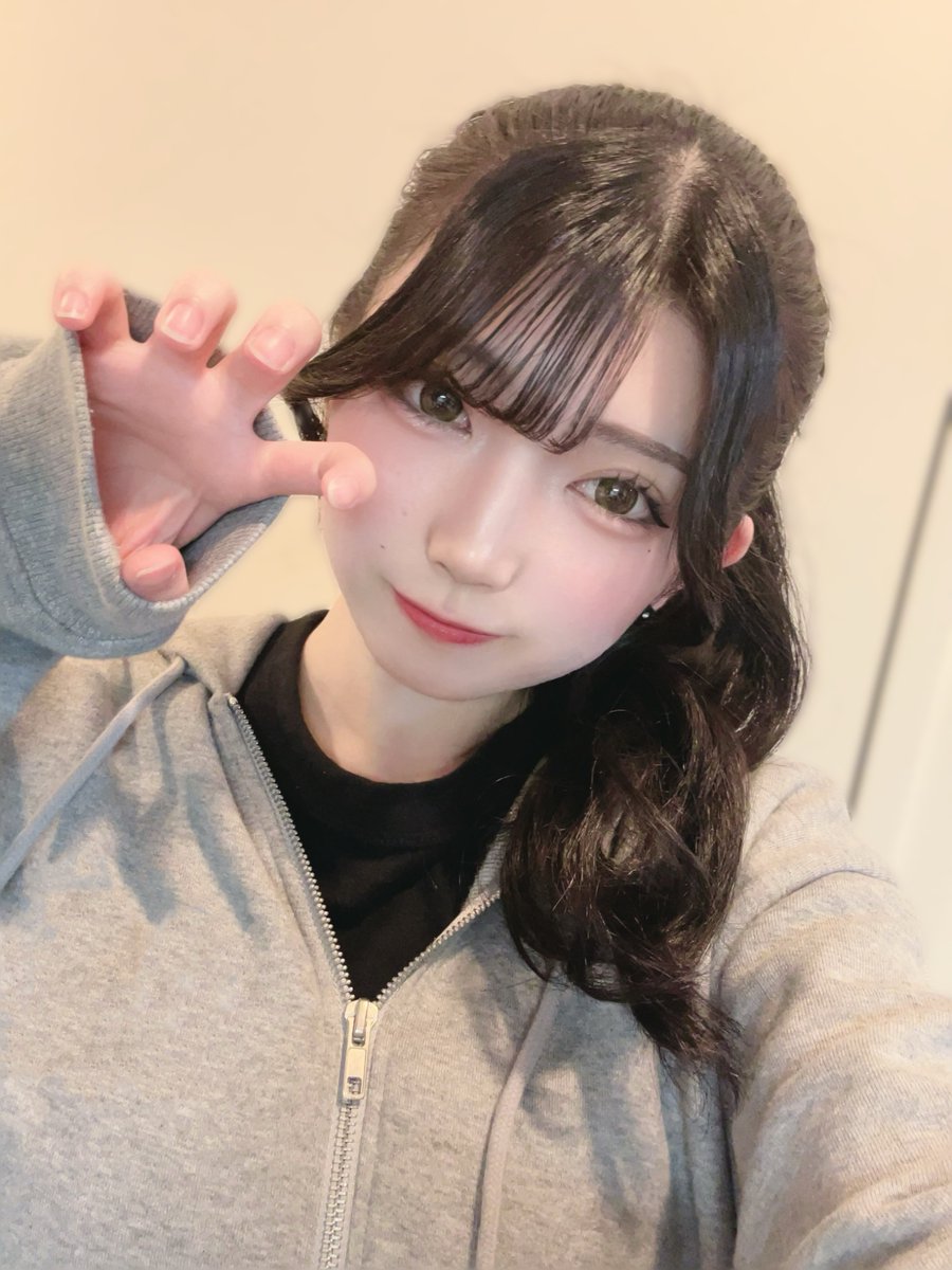 るな tweet media