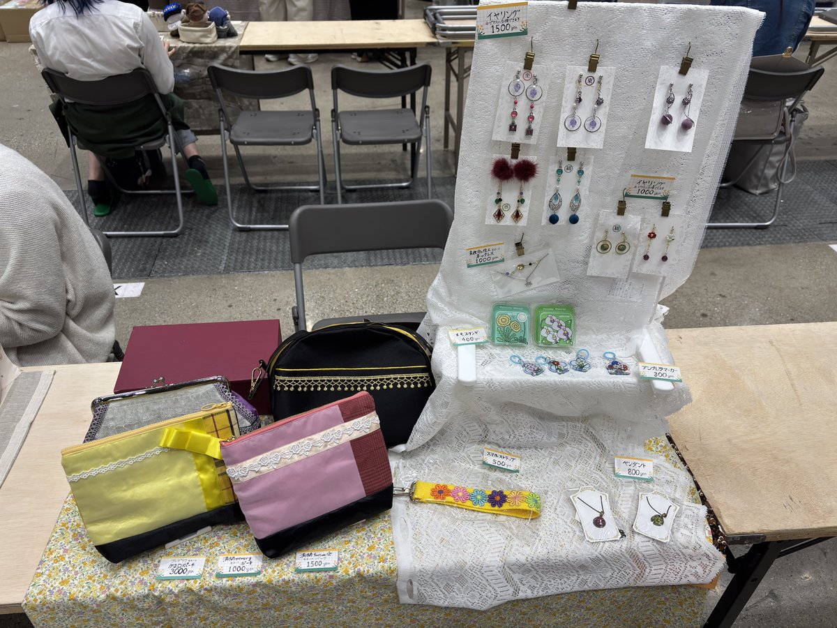 saiku_handmade's tweet photo. 設営完了😚
西1セ37aにてお待ちしてます〜 https://t.co/nQtgcJBvvU