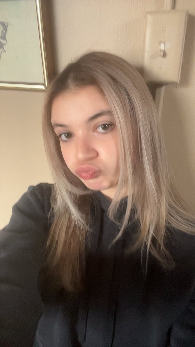 princess 𐙚 findom tweet media