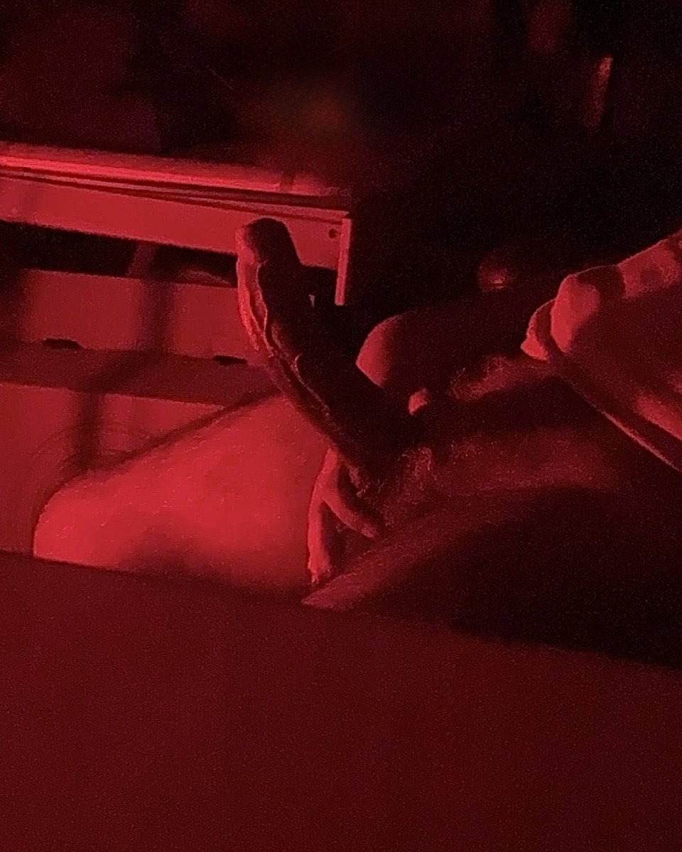 Need this shi throated😩
•
•
•
•
#chudai #nsfwtwtًً #gay #dick