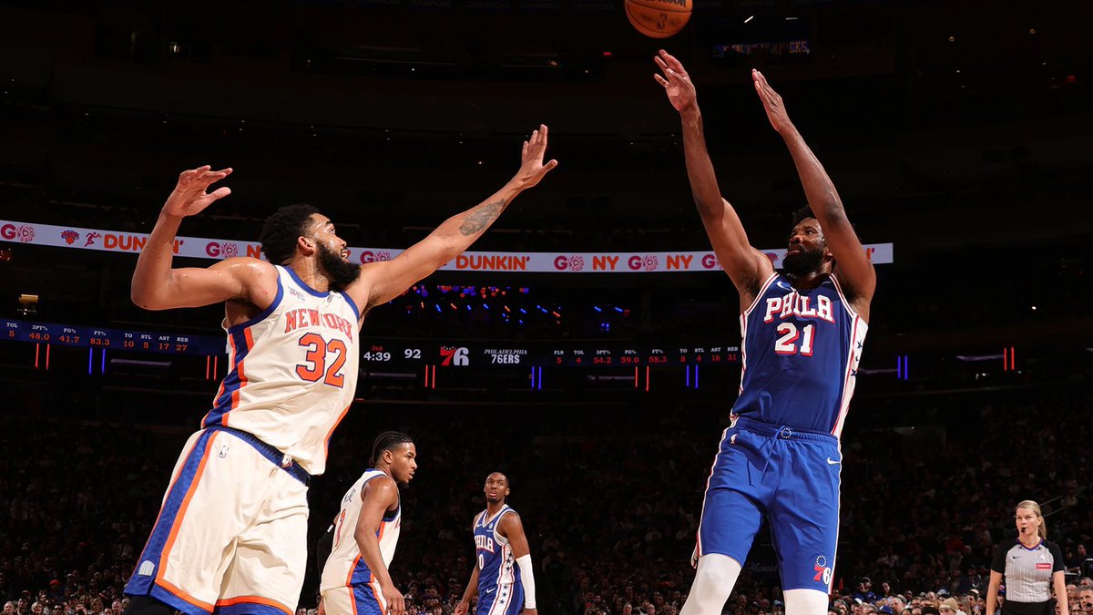 Los Sixers llegan al Madison con la moral por las nubes tras la histórica remontada a Boston, empujados por un tridente letal en el G7 (Embiid, Maxey y VJ Edgecombe se combinaron para 87 puntos). El verdadero rompecabezas táctico para Thibodeau hoy no es solo el poste bajo, sino