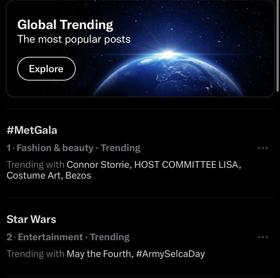 LISA BASE tweet media