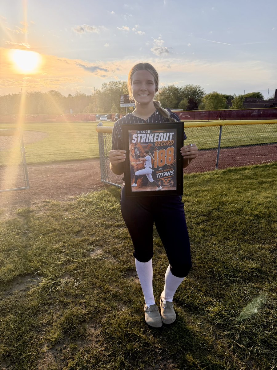 Berea-Midpark Softball tweet media