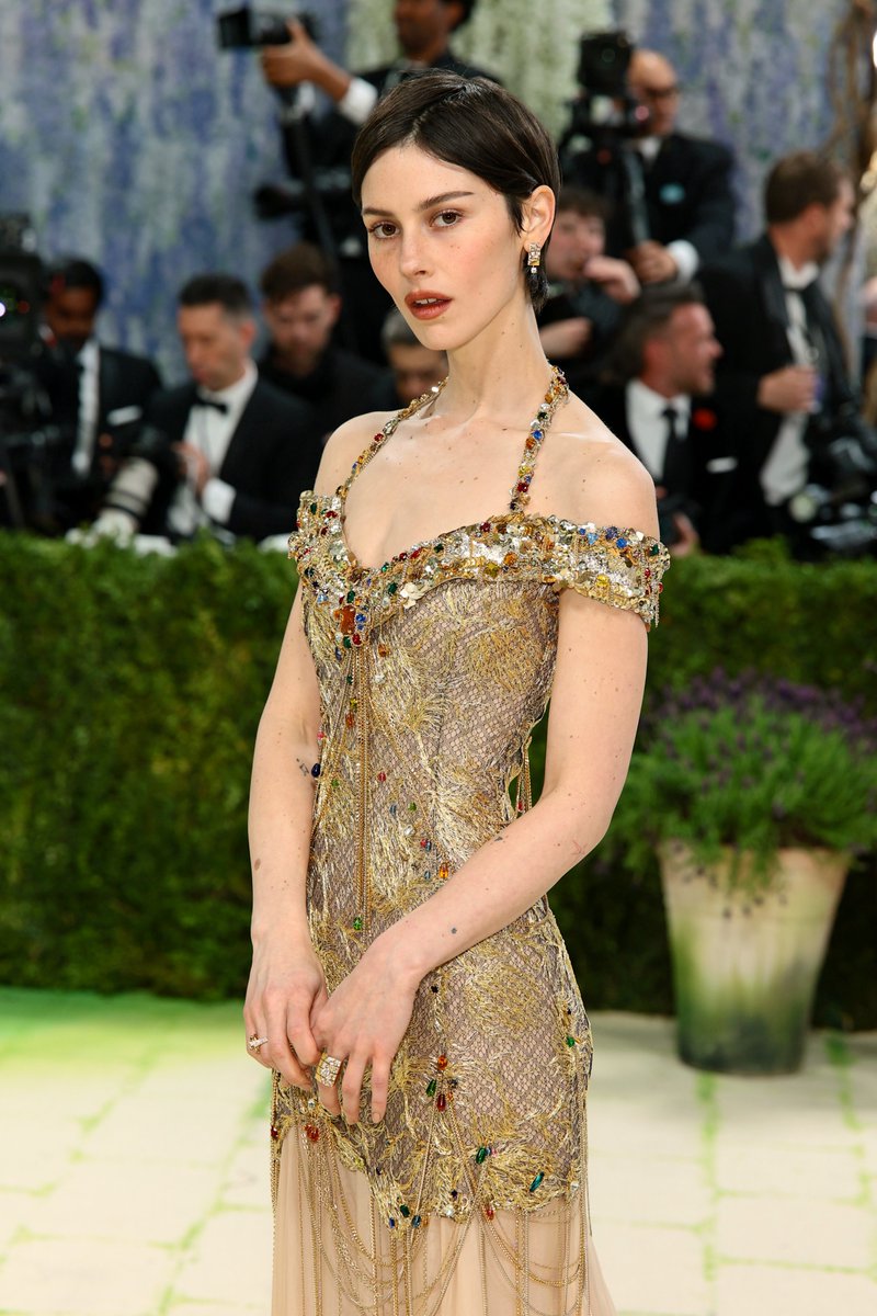 Gracie Abrams on the #MetGala carpet.

variety.com/gallery/met-ga…