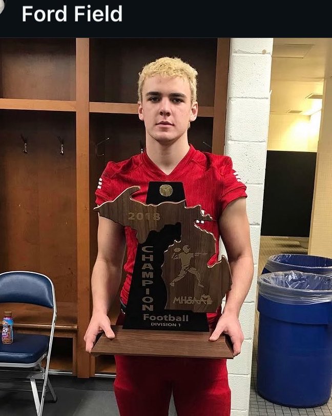 SchusterSL6's tweet photo. Happy Birthday to #2 - the #1 and only @schustertommy !  #Legend Wishing you an amazing birthday!! https://t.co/ViPiJgxzLg