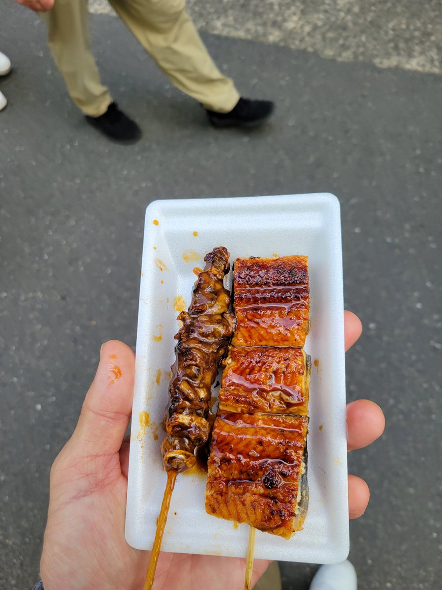 keepkazuto's tweet photo. 広島フラワーフェスティバル出店沢山出ていて迷いました https://t.co/jsqPJEgjmB
