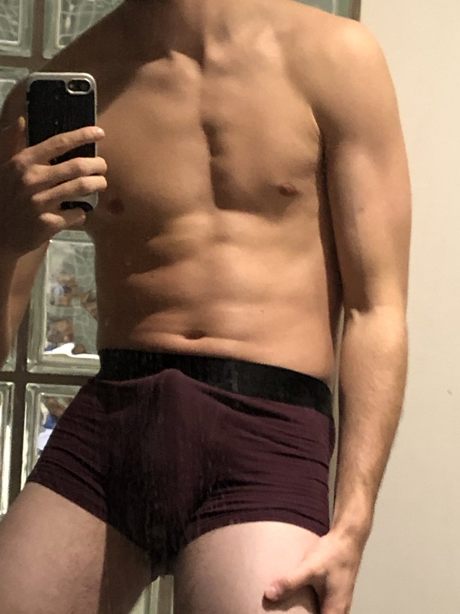jeanval0776160's tweet photo. Monday night, looking for hotwife 😈 cucks show me your girls, wives and relatives 😏 I’ll show you how a real man would fuck them 😈 don’t be shy 😏 #hotwife #bbc #slut #horny #bwc #cocktribute #cumtribute #cheating #bull #blacked #bleached #cuckhold #trump #iran https://t.co/kBthyu3GUx