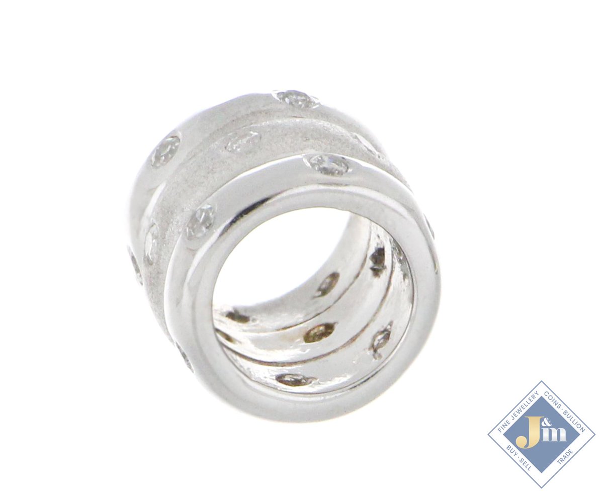 jandmcoin's tweet image. New Arrival

18kt White Gold Bead Pendant
Price: $709.00

jandmcoins.com/products/18kt-… #jewellery #newarrival #newarrivaljewellery #pendant